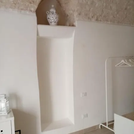 Apartment Flat In White